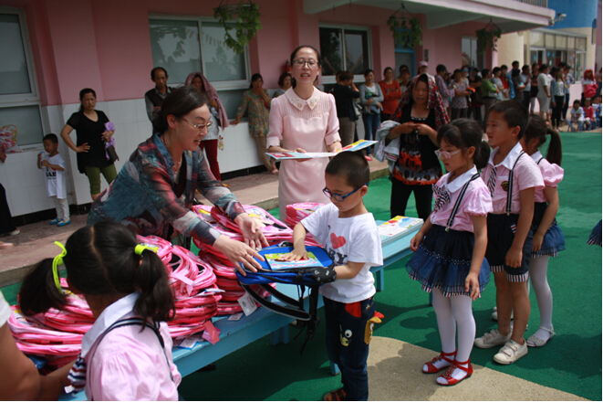 幼兒園舉行大班畢業典禮.jpg